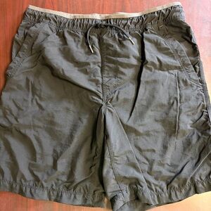 The North Face Men's Black Casual Shorts hiking nylon lightweight size M